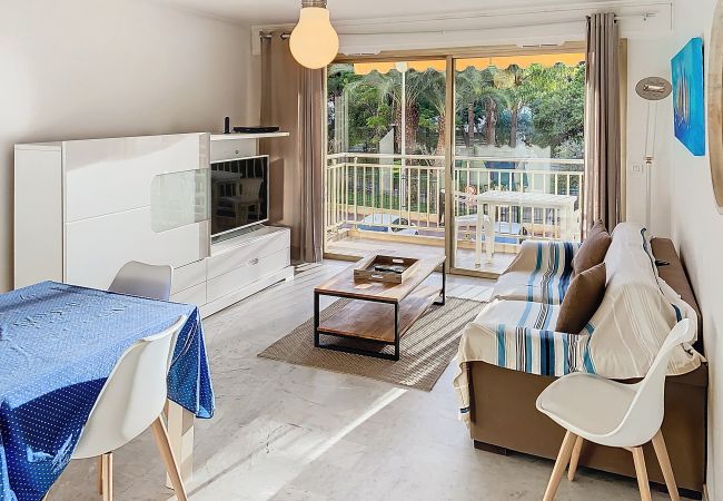 Apartment in Cannes - Bel appartement à 2 pas des plages 151L/DEBL Apartment in Cannes - Bel appartement à 2 pas des plages 151L/DEBL