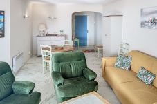 Apartment in Cannes - A 2 pas des plages du Midi, 300L/BERN