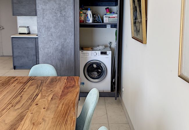 Apartment in Cannes - Superbe 3 pièces front de mer  303L/MEGR Apartment in Cannes - Superbe 3 pièces front de mer  303L/MEGR