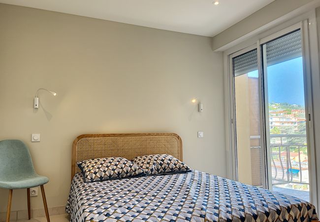 Apartment in Cannes - Superbe 3 pièces front de mer  303L/MEGR Apartment in Cannes - Superbe 3 pièces front de mer  303L/MEGR