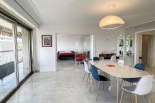 Apartment in Cannes - Superbe 3/4 pièces vue mer 320L/DEL