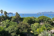 Apartment in Cannes - Superbe 3/4 pièces vue mer 320L/DEL