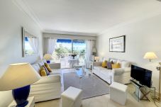 Apartment in Cannes - Emplacement idéal, terrasse vue mer 321L/SEB