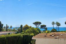 Apartment in Cannes - Superbes prestations terrasse piscine mer  350L /C