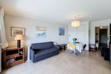 Apartment in Cannes - Home Riviera - Seaview - Pool & Garage 193L