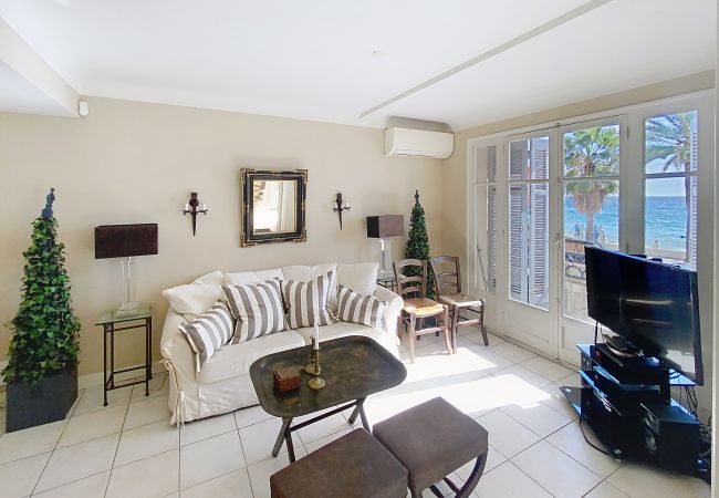 Apartment in Cannes - Emplacement & vue exceptionnels -353L/ERI Apartment in Cannes - Emplacement & vue exceptionnels -353L/ERI