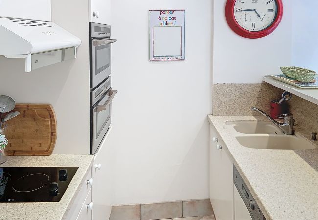 Appartement à Cannes - Bel appartement à 2 pas des plages 151L/DEBL Appartement à Cannes - Bel appartement à 2 pas des plages 151L/DEBL