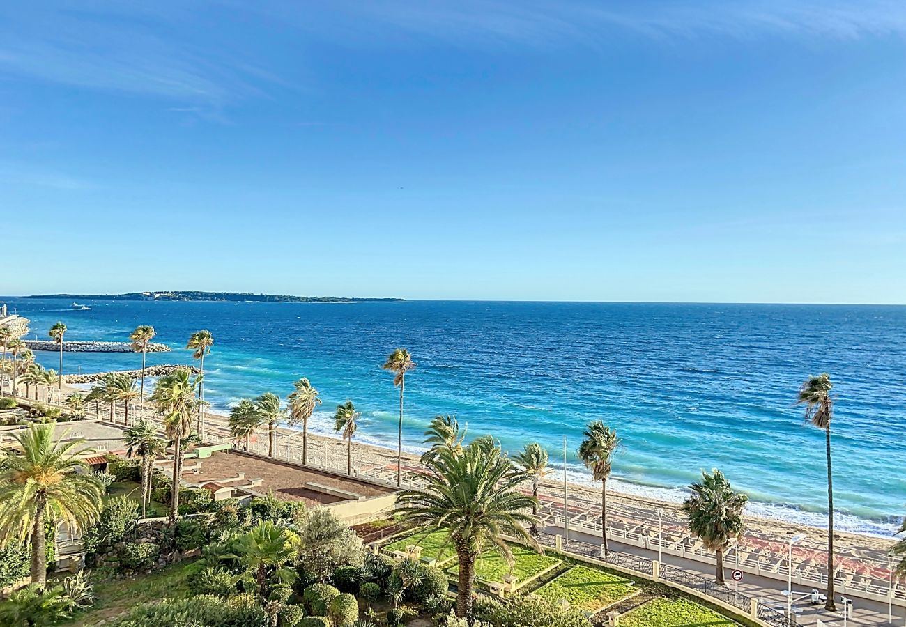 Appartement à Cannes - Emplacement & vue exceptionnels -120L/RO Appartement à Cannes - Emplacement & vue exceptionnels -120L/RO