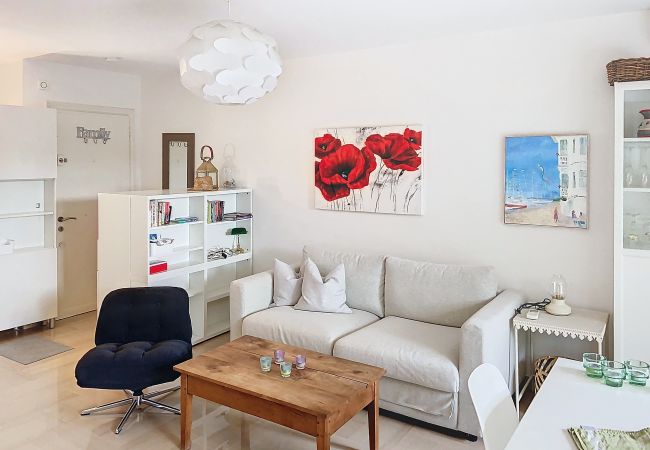 Studio à Cannes - A 2 pas des plages, piscine 183L/STENJ Studio à Cannes - A 2 pas des plages, piscine 183L/STENJ