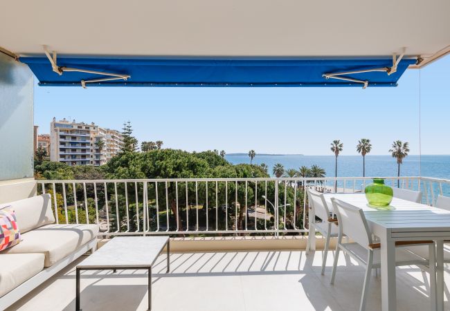 Appartement à Cannes - Situation & vue mer exceptionnelles  215L/HUG