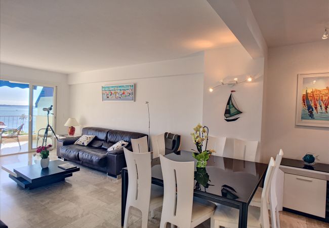 Appartement à Cannes - Belle terrasse vue mer , proche plages 223L/FOV Appartement à Cannes - Belle terrasse vue mer , proche plages 223L/FOV