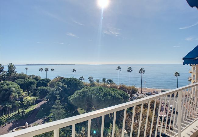 Appartement à Cannes - Belle terrasse vue mer , proche plages 223L/FOV Appartement à Cannes - Belle terrasse vue mer , proche plages 223L/FOV
