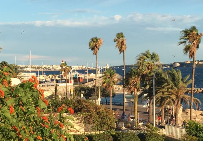 Appartement à Cannes - Front de mer, terrasse vue mer  231L/STEN Appartement à Cannes - Front de mer, terrasse vue mer  231L/STEN