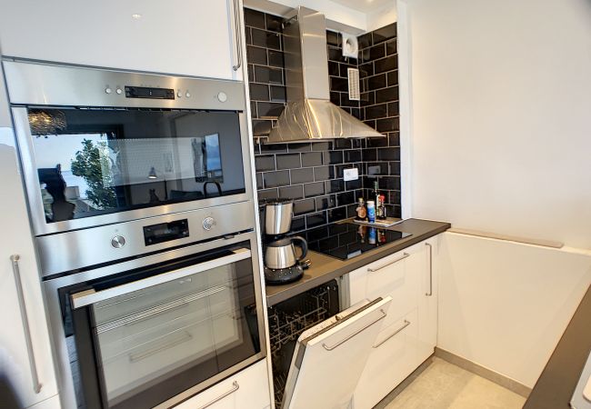 Appartement à Cannes - Front de mer, terrasse vue mer  231L/STEN Appartement à Cannes - Front de mer, terrasse vue mer  231L/STEN