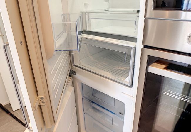 Appartement à Cannes - Front de mer, terrasse vue mer  231L/STEN Appartement à Cannes - Front de mer, terrasse vue mer  231L/STEN