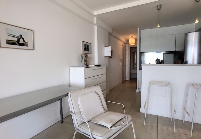 Appartement à Cannes - Très jolie vue mer et emplacement idéal -  243L/RI Appartement à Cannes - Très jolie vue mer et emplacement idéal -  243L/RI
