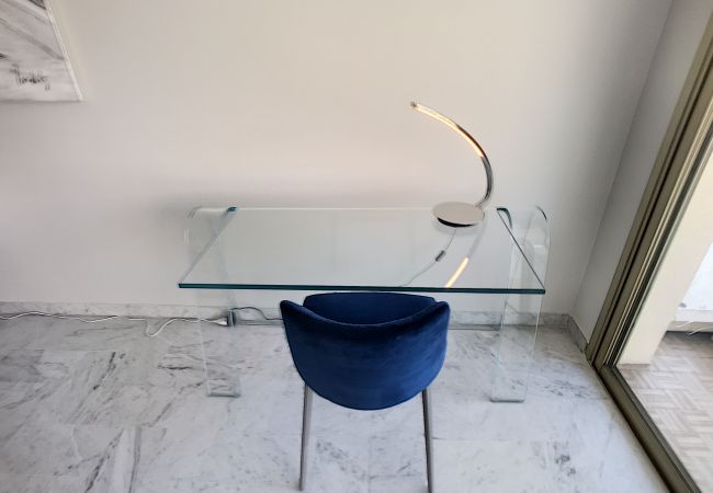 Studio à Cannes - Beau studio à 2 pas des plages du Midi 246L/BERV Studio à Cannes - Beau studio à 2 pas des plages du Midi 246L/BERV