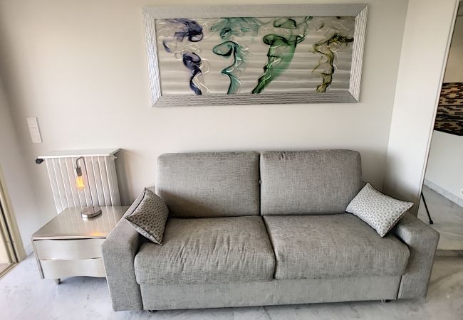 Studio à Cannes - Beau studio à 2 pas des plages du Midi 246L/BERV Studio à Cannes - Beau studio à 2 pas des plages du Midi 246L/BERV