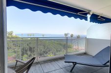 Appartement à Cannes - Belle terrasse vue mer à 2 pas des plages 245L/SCA