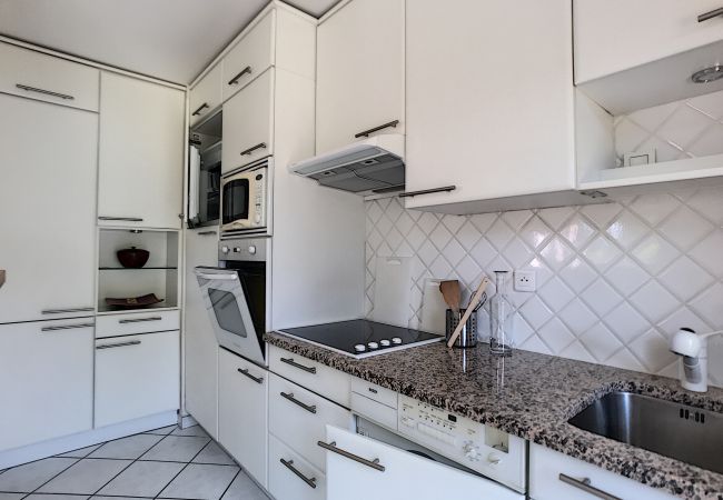 Appartement à Cannes - Grande terrasse, bord de mer, piscine 253L/BAUD Appartement à Cannes - Grande terrasse, bord de mer, piscine 253L/BAUD