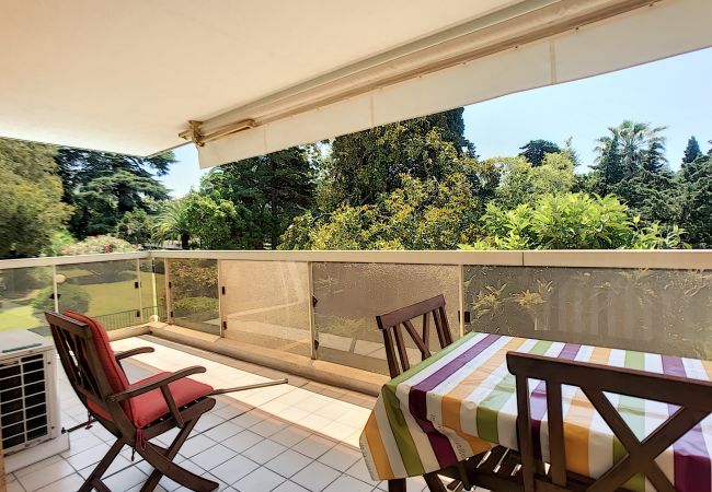Appartement à Cannes - Grande terrasse, bord de mer, piscine 253L/BAUD Appartement à Cannes - Grande terrasse, bord de mer, piscine 253L/BAUD