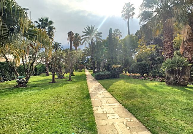 Appartement à Cannes - Terrasse vue mer, proche plages, piscine 258L/TVLV Appartement à Cannes - Terrasse vue mer, proche plages, piscine 258L/TVLV