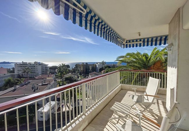 Appartement à Cannes - Vaste 4p Bord de mer, terrasse, piscine 263L/DILLI