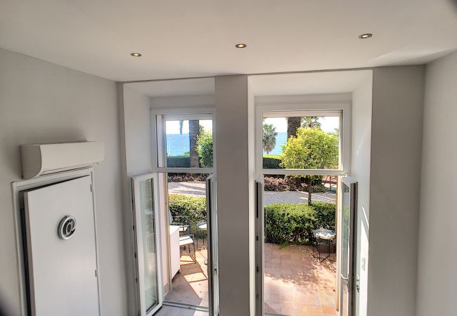 Studio à Cannes - RDJ emplacement idéal 264L/MUN Studio à Cannes - RDJ emplacement idéal 264L/MUN