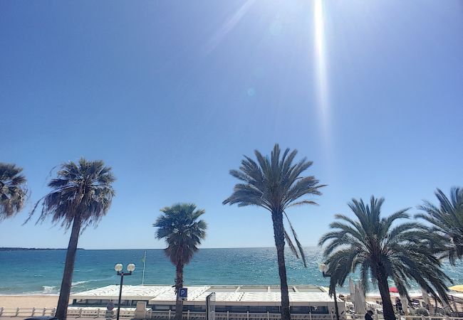 Appartement à Cannes - Font de mer, balcon, face plages 266L/LEBL