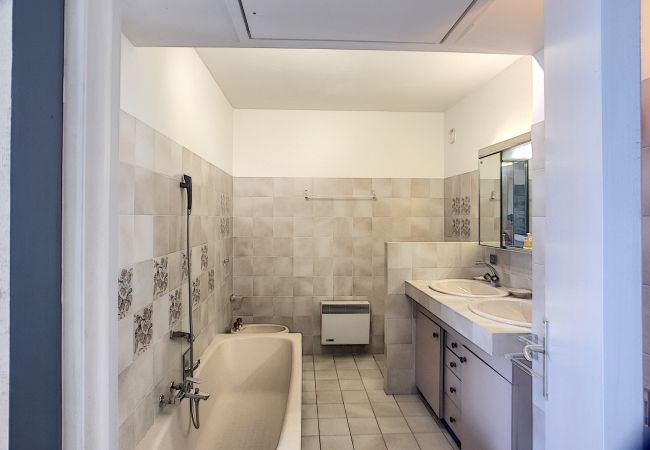 Appartement à Cannes - Situation & vue exceptionnelles, 134L/FACQ Appartement à Cannes - Situation & vue exceptionnelles, 134L/FACQ