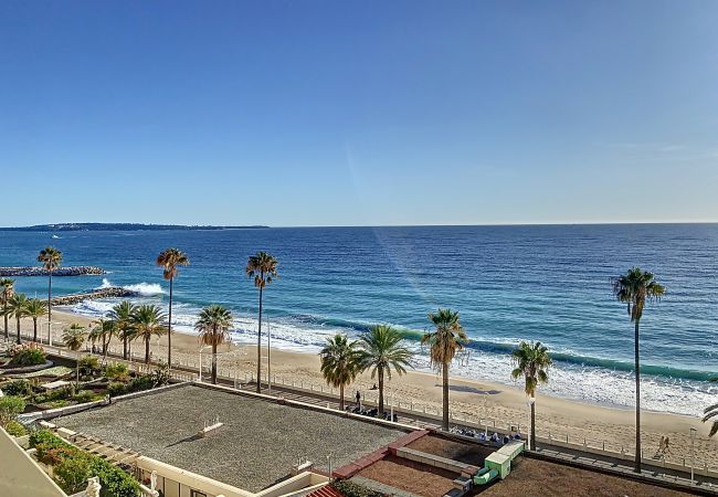 Appartement à Cannes - Situation & vue exceptionnelles, 134L/FACQ Appartement à Cannes - Situation & vue exceptionnelles, 134L/FACQ