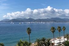 Appartement à Cannes - Situation & vue exceptionnelles, 134L/FACQ