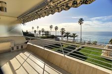 Appartement à Cannes - Front de mer, superbe terrasse vue mer 283L/CHANS