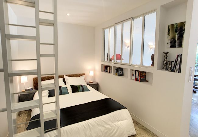 Appartement à Cannes - Superbe 3 pièces RDJ à deux pas des plages 295L Appartement à Cannes - Superbe 3 pièces RDJ à deux pas des plages 295L