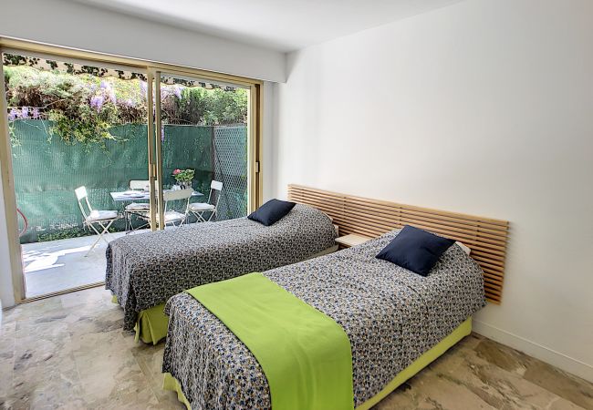 Appartement à Cannes - Superbe 3 pièces RDJ à deux pas des plages 295L Appartement à Cannes - Superbe 3 pièces RDJ à deux pas des plages 295L