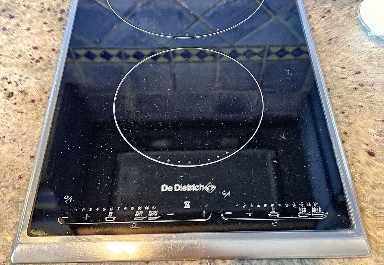 Appartement à Cannes - A 2 pas des plages du Midi, 300L/BERN Appartement à Cannes - A 2 pas des plages du Midi, 300L/BERN