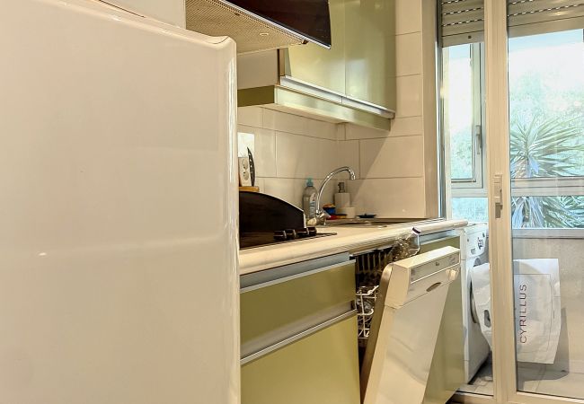 Appartement à Cannes - A deux pas des plages du  Midi  305L/  MAHIE Appartement à Cannes - A deux pas des plages du  Midi  305L/  MAHIE