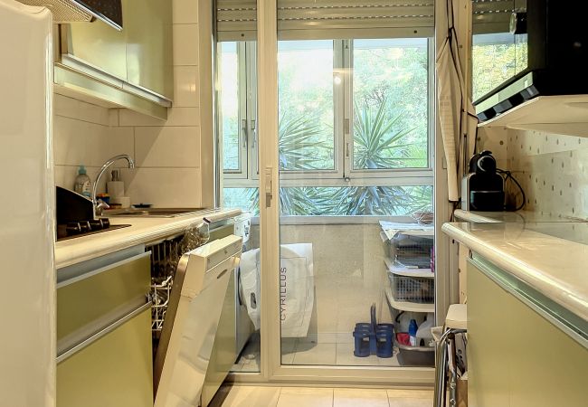 Appartement à Cannes - A deux pas des plages du  Midi  305L/  MAHIE Appartement à Cannes - A deux pas des plages du  Midi  305L/  MAHIE