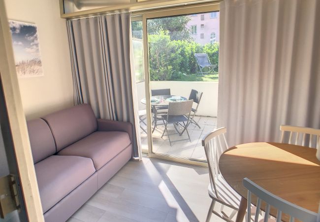 Studio à Cannes - Superbe studio  jardin, terrasse, piscine 307L KAL Studio à Cannes - Superbe studio  jardin, terrasse, piscine 307L KAL