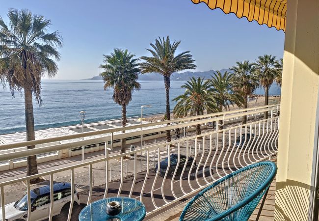 Appartement à Cannes - Vue mer panoramique 322L/CARA Appartement à Cannes - Vue mer panoramique 322L/CARA
