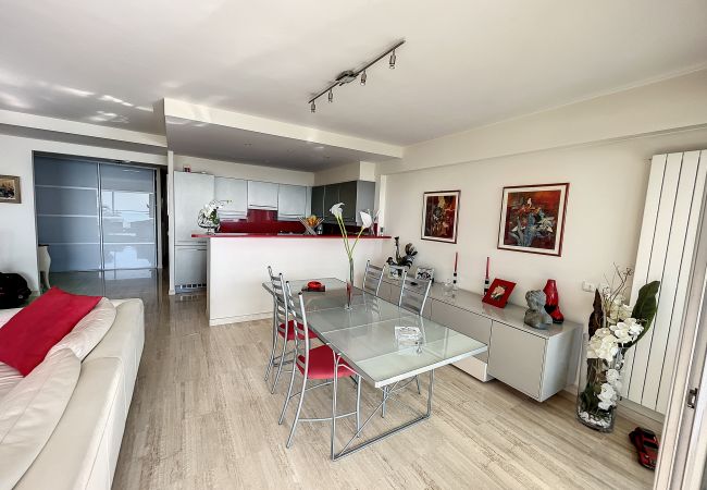 Appartement à Cannes - Superbe 3 pièces vue mer  323L/MUNAR Appartement à Cannes - Superbe 3 pièces vue mer  323L/MUNAR