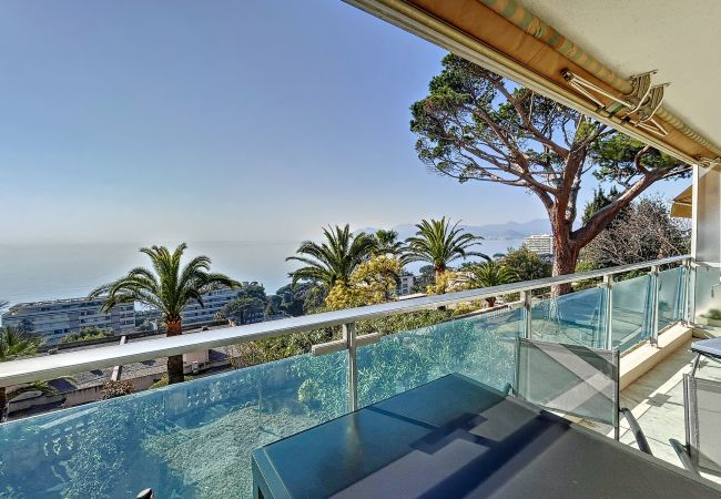 Appartement à Cannes - Superbe 3 pièces vue mer  323L/MUNAR Appartement à Cannes - Superbe 3 pièces vue mer  323L/MUNAR