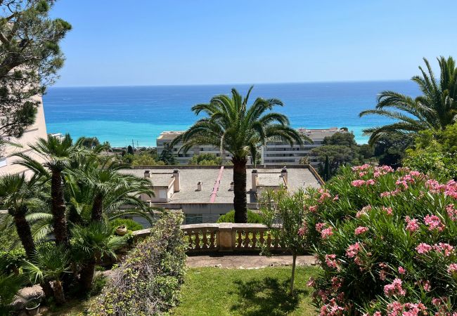 Appartement à Cannes - Superbe 3 pièces vue mer  323L/MUNAR Appartement à Cannes - Superbe 3 pièces vue mer  323L/MUNAR