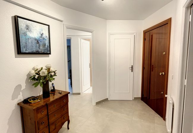 Appartement à Cannes - Superbe appartment plage du Midi  - 325L/TUCM Appartement à Cannes - Superbe appartment plage du Midi  - 325L/TUCM