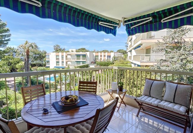 Appartement à Cannes - Superbe appartment plage du Midi  - 325L/TUCM Appartement à Cannes - Superbe appartment plage du Midi  - 325L/TUCM