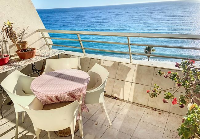 Appartement à Cannes - Situation et vue exceptionnelles 338L/ROLL Appartement à Cannes - Situation et vue exceptionnelles 338L/ROLL