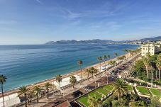 Appartement à Cannes - Situation et vue exceptionnelles 338L/ROLL