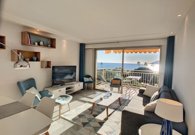 Appartement à Cannes - Superbe vue mer terrasse - 218L MISS Appartement à Cannes - Superbe vue mer terrasse - 218L MISS