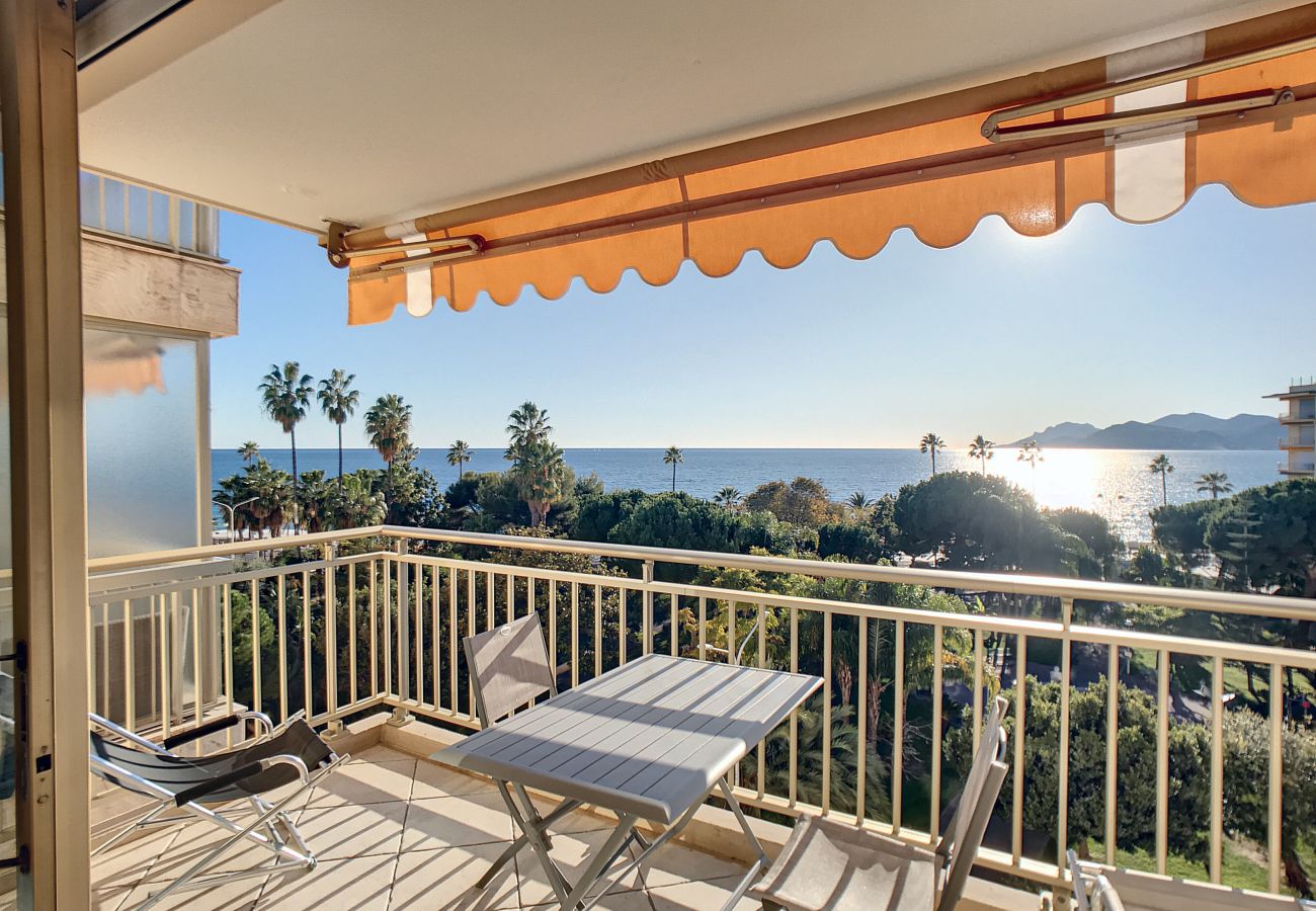 Appartement à Cannes - Superbe vue mer terrasse - 218L MISS