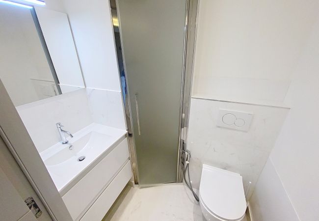 Appartement à Cannes - Emplacement & vue exceptionnels -24L/FER Appartement à Cannes - Emplacement & vue exceptionnels -24L/FER